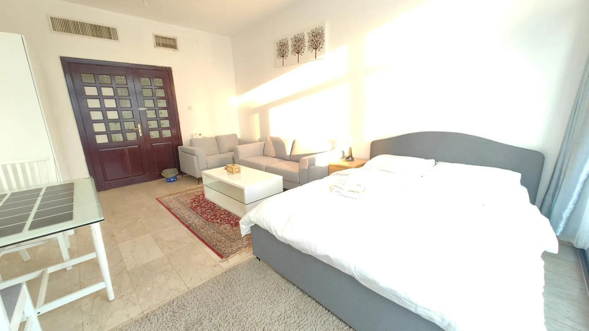 Ms. Zhang'S Flat 303 Абу-Даби ОАЭ
